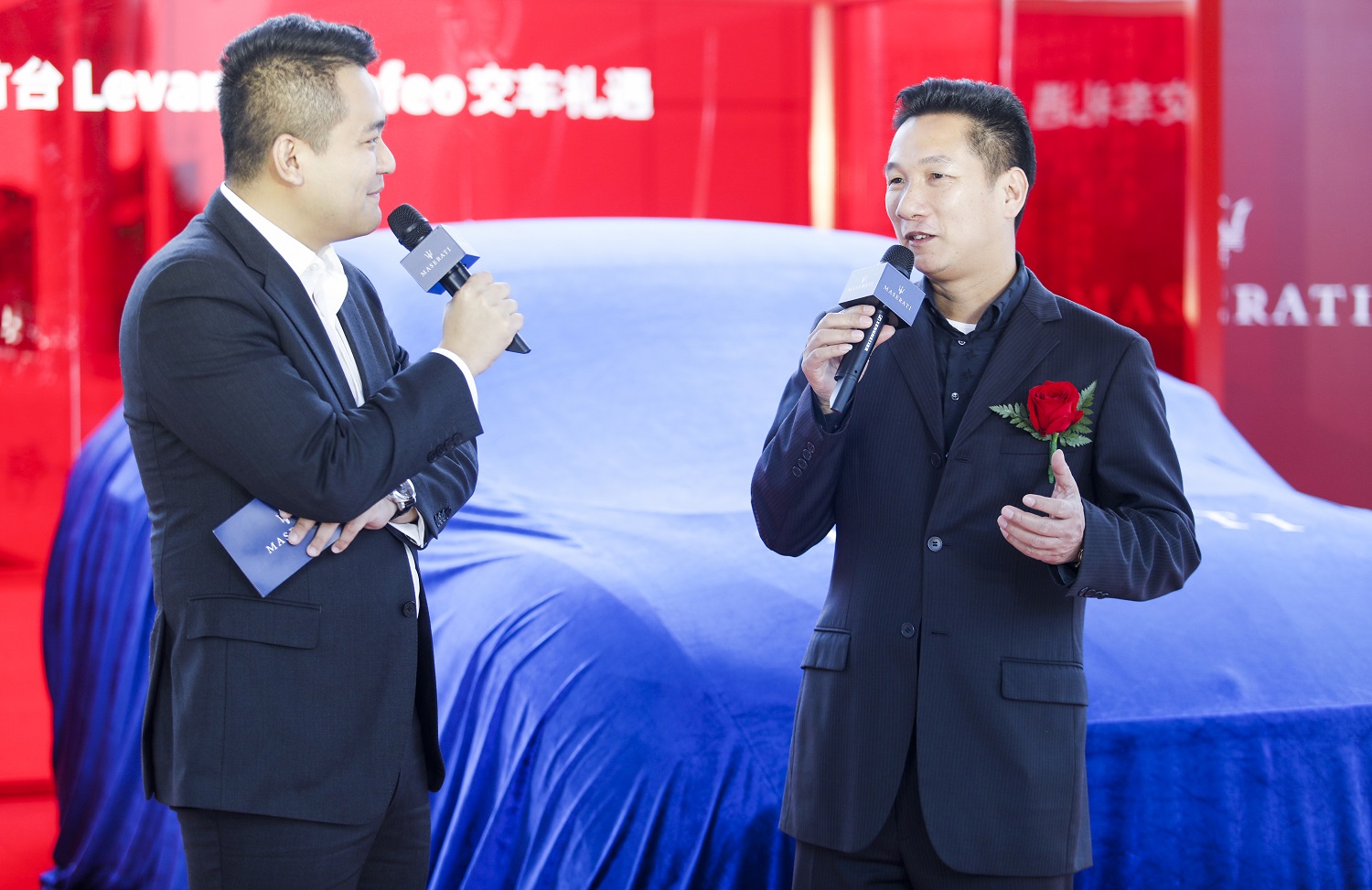 Levante Trofeo 全国首位车主余先生致辞（右一）