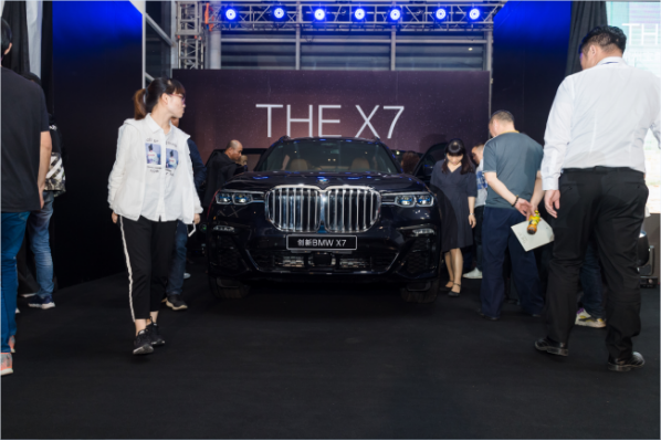 5.10创新BMW X7新闻通稿620