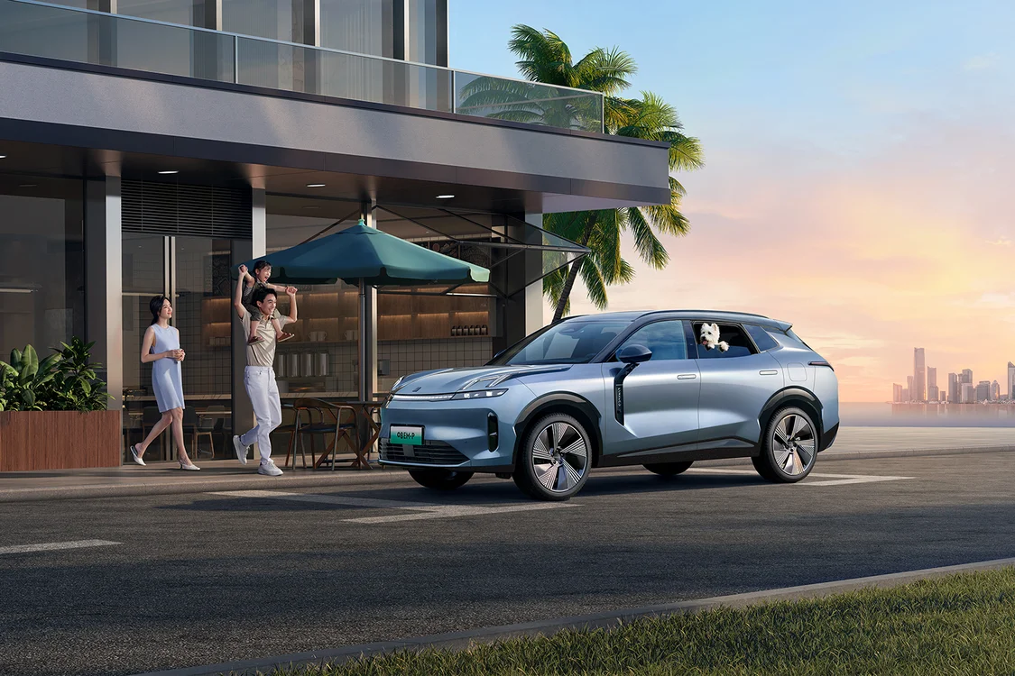 2025款领克08 EM-P上市 智能舒适升级/限时价17.98万元起