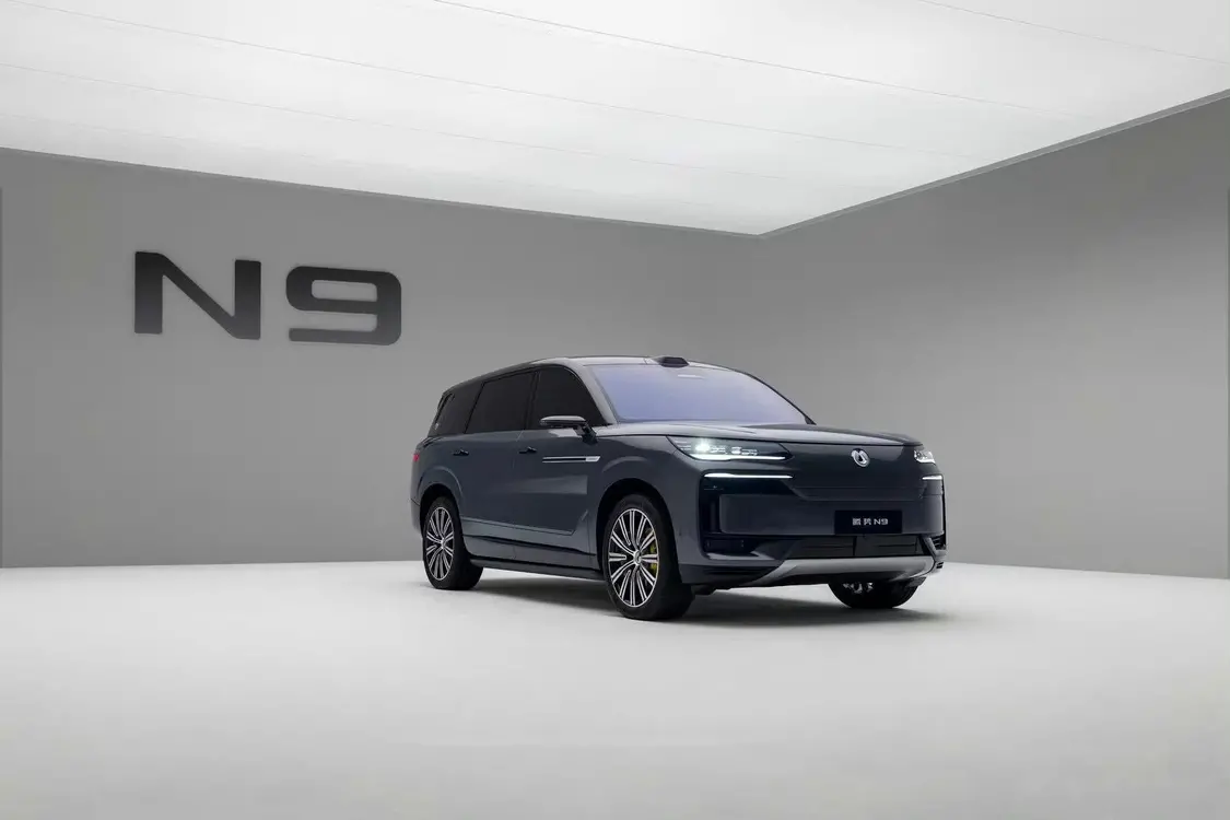 全能旗舰SUV腾势N9正式上市 售价38.98万元-44.98万元