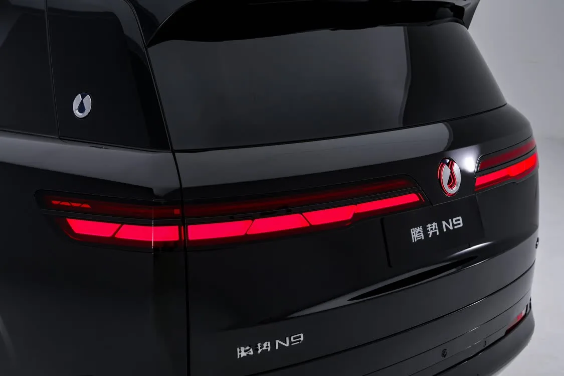 全能旗舰SUV腾势N9正式上市 售价38.98万元-44.98万元