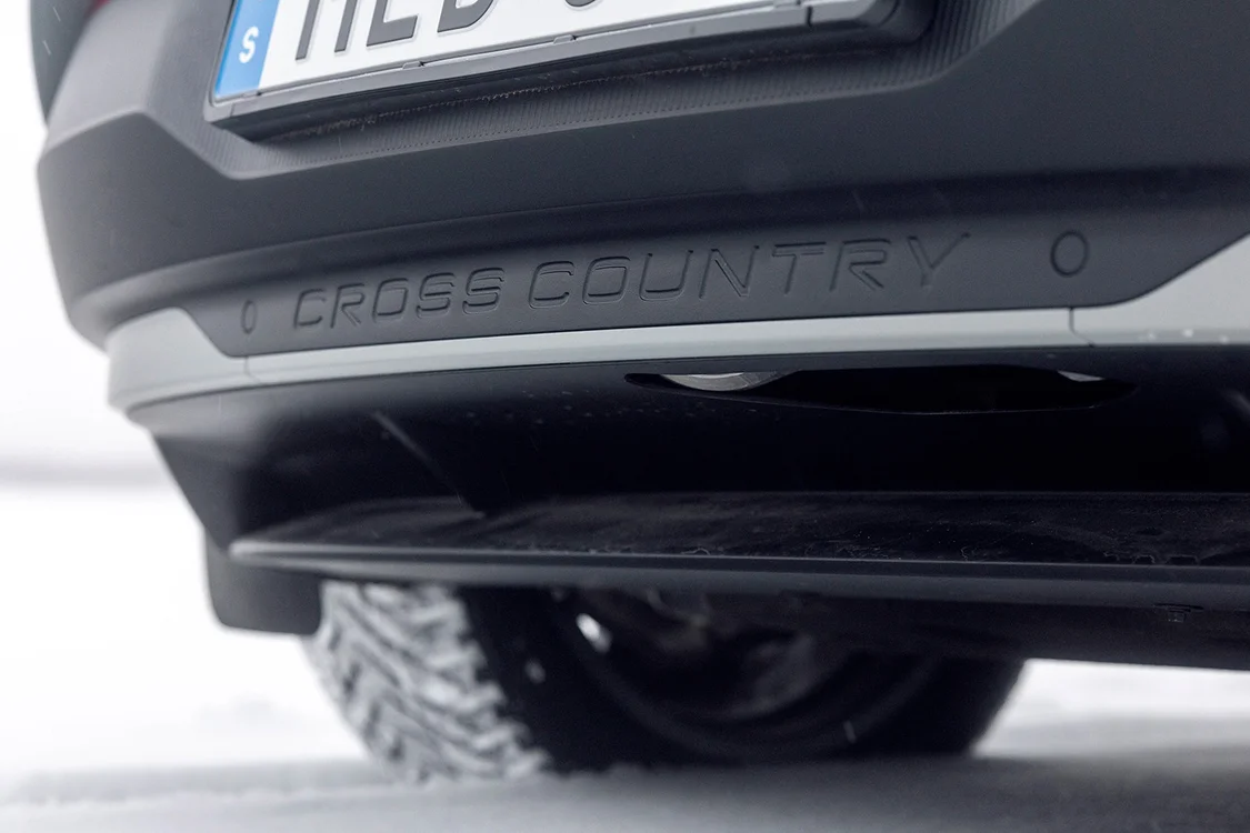 沃尔沃EX30 Cross Country上市 焕新专享参考价23.38万元
